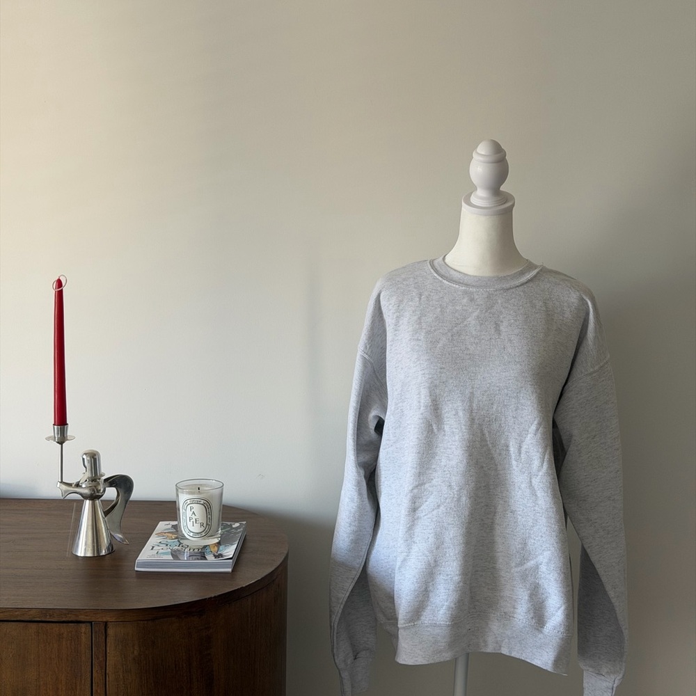 Hanes Crewneck Sweatshirt in Light Gray